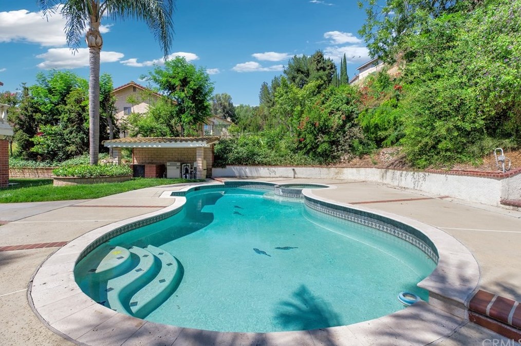 2989 Hillside Dr, West Covina CA  91791-3457 exterior