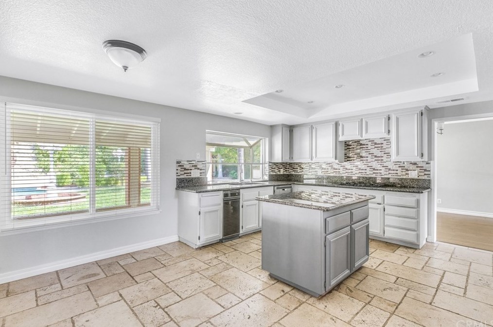 2989 Hillside Dr, West Covina CA  91791-3457 exterior