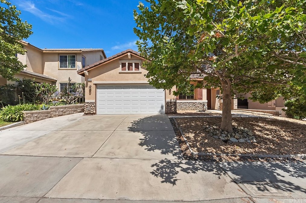6943 Lisa Dr, Fontana, CA 92336-5772