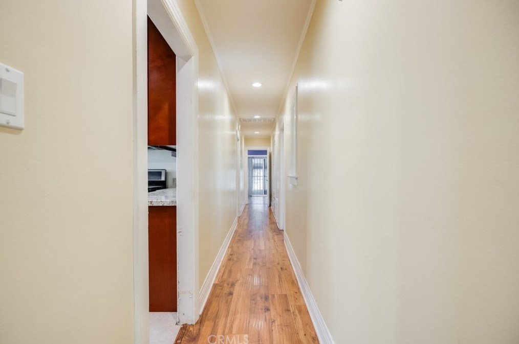 4227 Walton Ave, Los Angeles CA  90037-2427 exterior