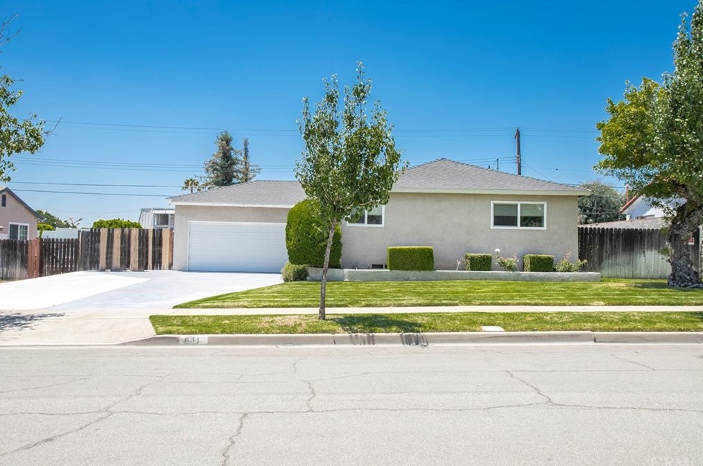 841 Drake Ave, Claremont, CA 91711