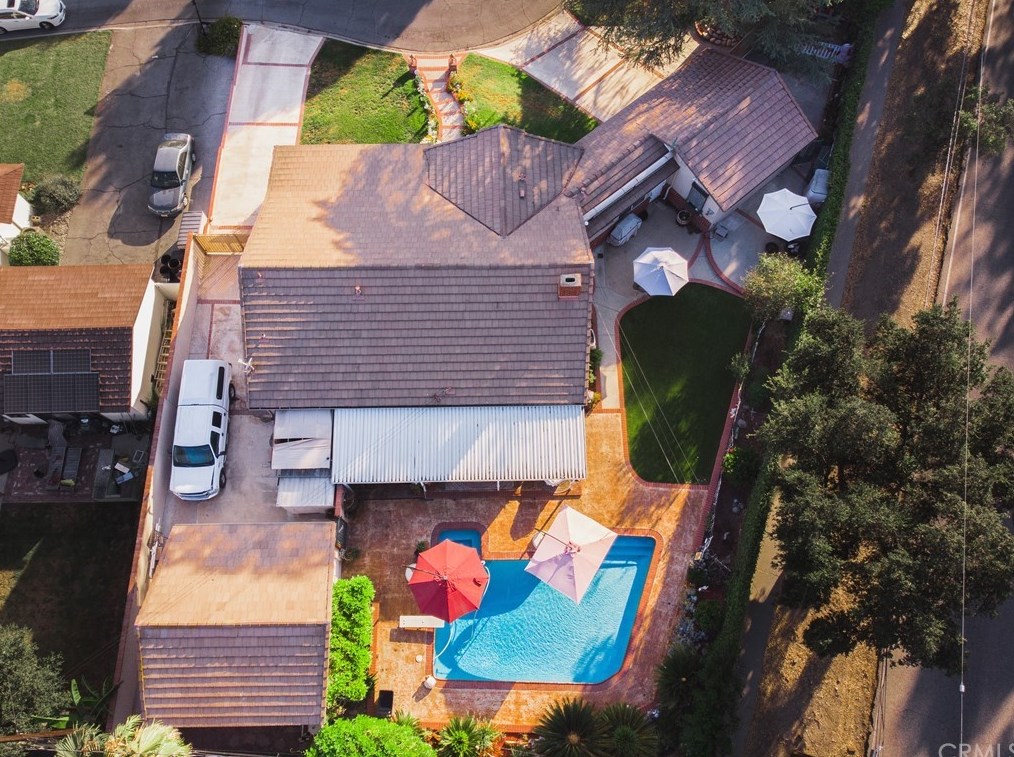104 S Prairie Pl, Glendora, CA 91741