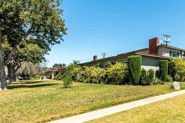 2561 Hayes Dr, La Verne, CA 91750