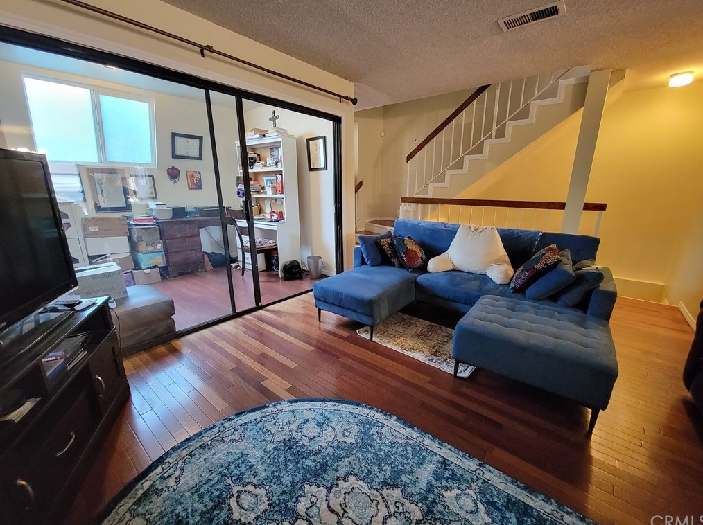 527 Pomelo Ave #e, Monterey Park, CA 91755