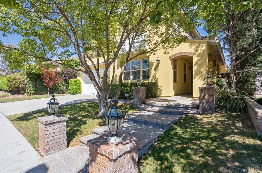 1780 Leggio Ln, Upland, CA 91784