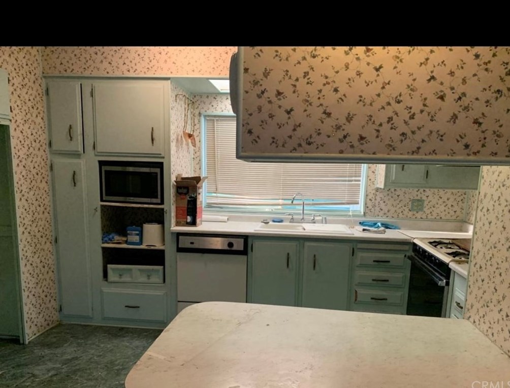 1895 W Devonshire Ave #5, Hemet, CA 92545
