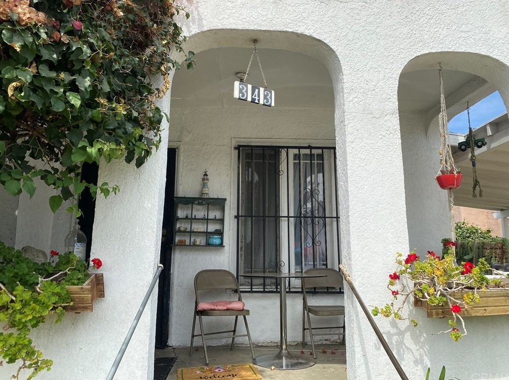 343 Marianna Ave, Los Angeles CA  90040-5443 exterior
