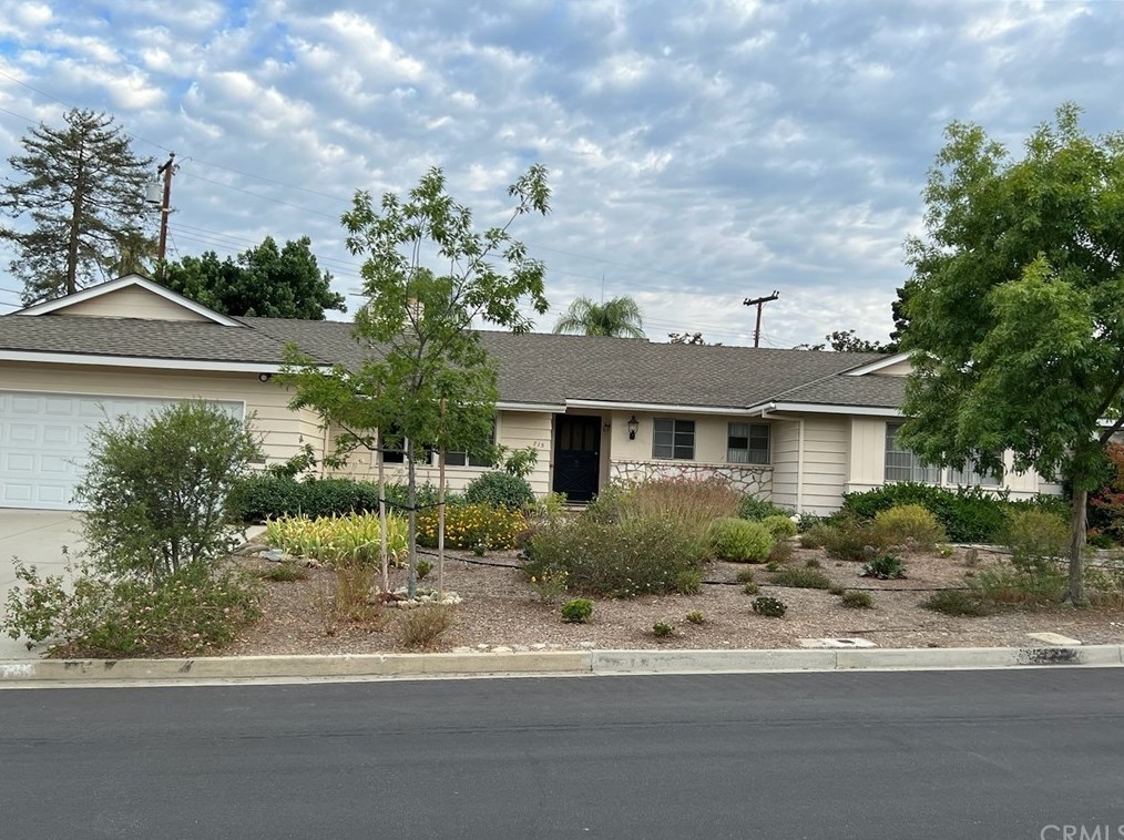 715 Wellesley Dr, Claremont, CA 91711