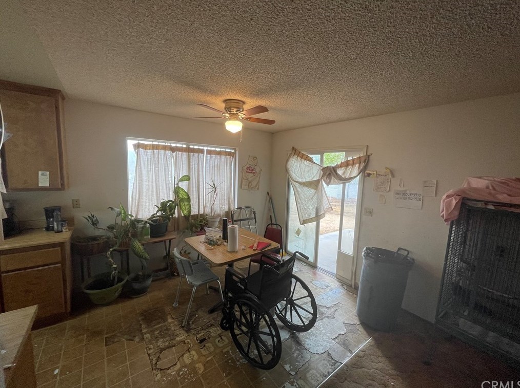 60450 Latham Trl, Joshua Tree CA 92252-2815 exterior