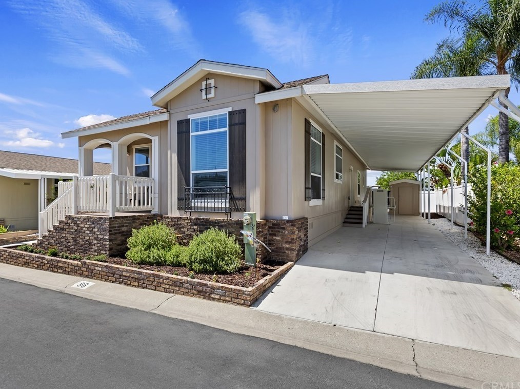 1245 W Cienega Ave #98, San Dimas, CA 91773