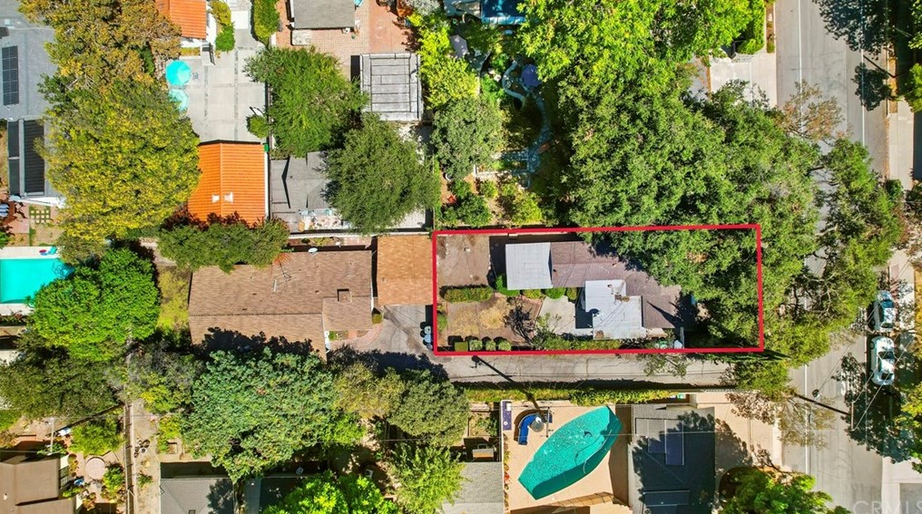 921 Berkeley Ave, Claremont CA  91711-4228 exterior