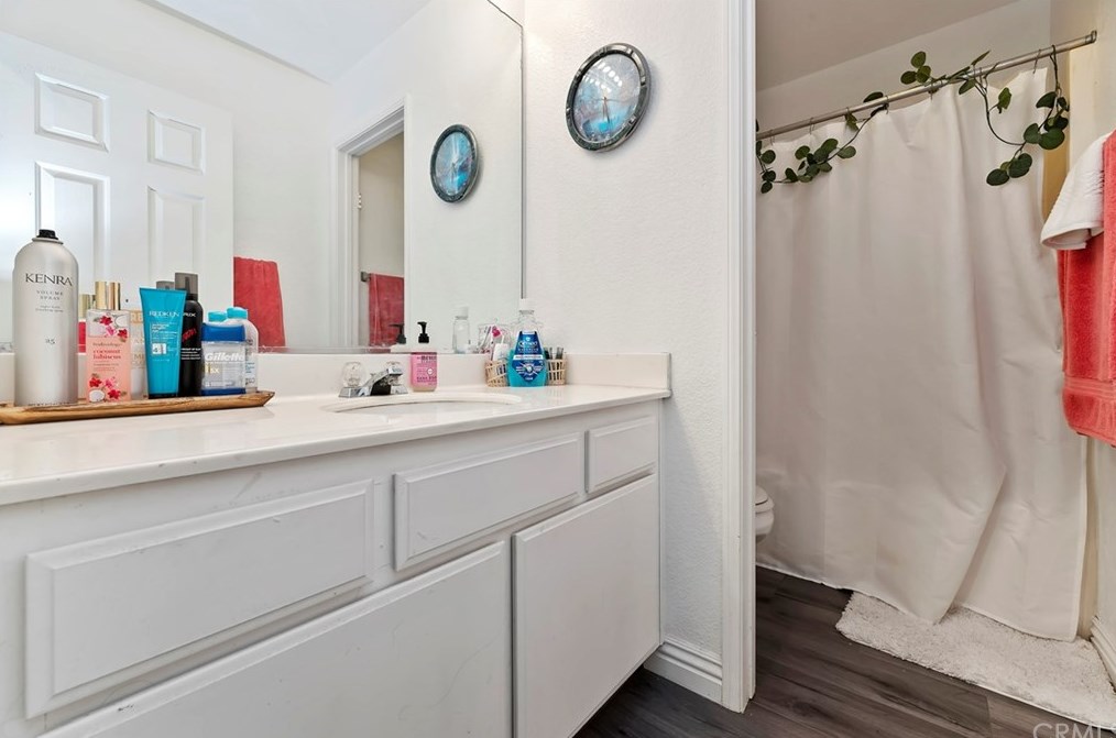 14938 Fox Rdg Dr, Fontana CA 92336-1103 exterior