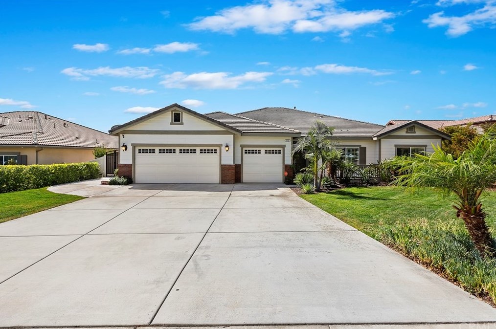 272 W 20th St, Upland, CA 91784