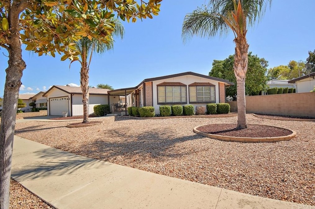 1420 Basswood Way, Hemet, CA 92545-8111