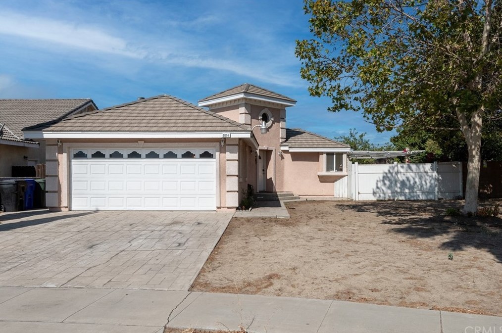 9104 Acacia Ave, Fontana, CA 92335-4714