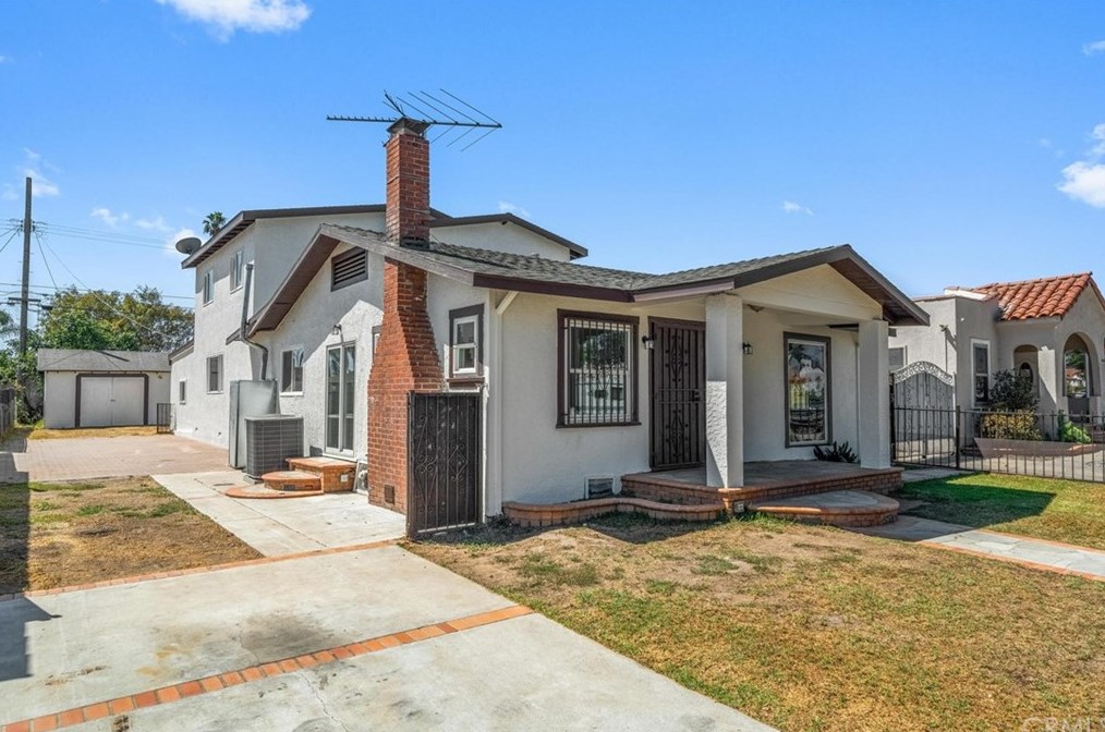 1834 84th St, Los Angeles CA  90001-4013 exterior