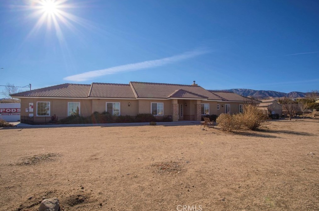 10498 Mountain Rd, Pinon Hills, CA