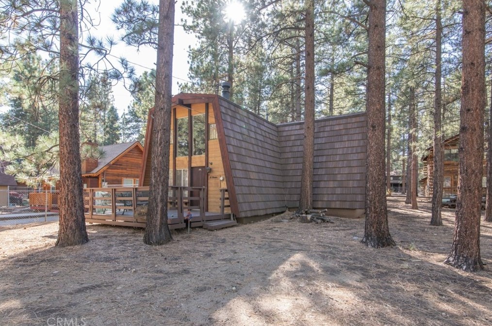 1173 Pine Ridge Ln, Big Bear City, CA 92314