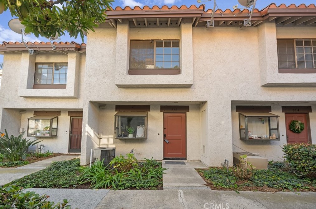 316 Maui Dr, Placentia, CA 92870