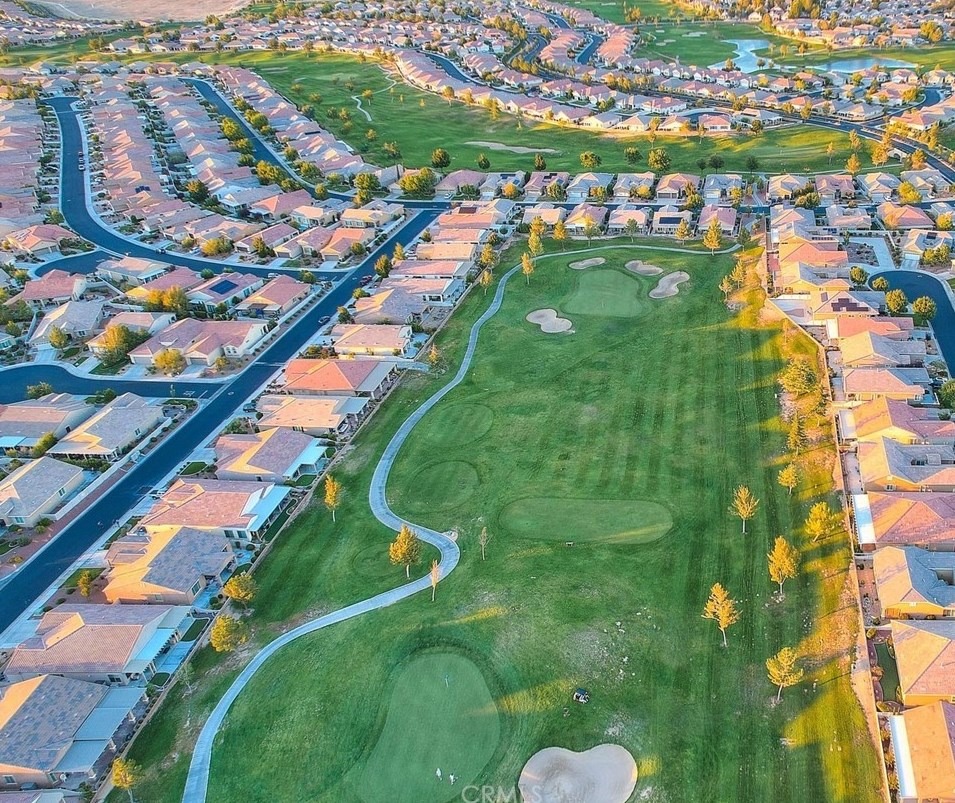 10575 Green Valley Rd, Apple Valley CA  92308-3689 exterior