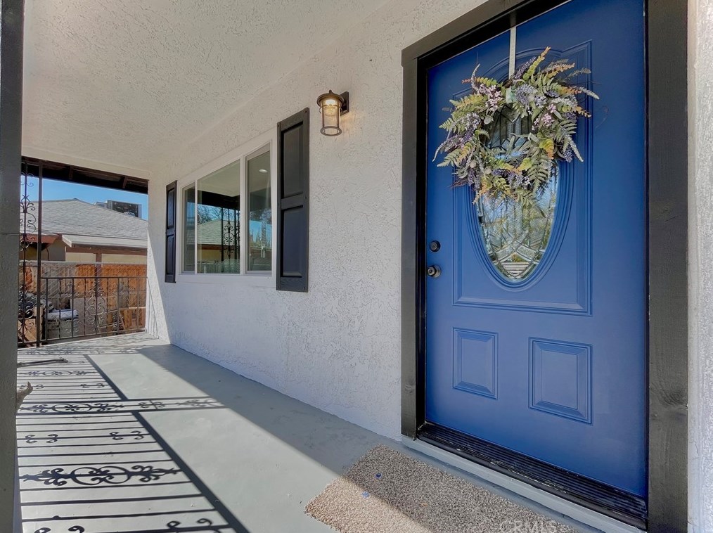 9444 Frankfort Ave, Fontana, CA 92335-6106