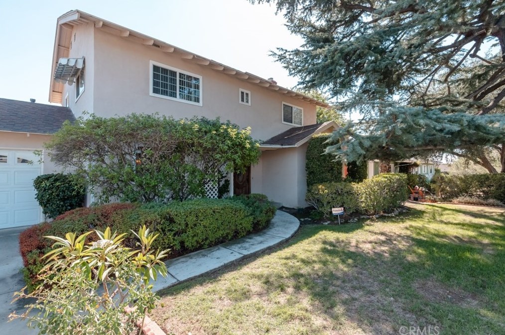 964 Scripps Dr, Claremont, CA 91711-2538