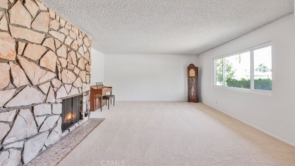 550 Rider Ct, Claremont, CA 91711-2620