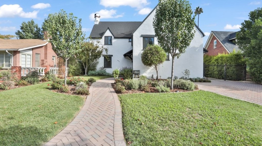 423 E Rosewood Ct, Ontario, CA 91764