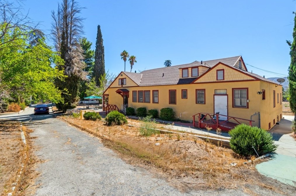 178 Pendleton Rd, Banning, CA 92220-2029