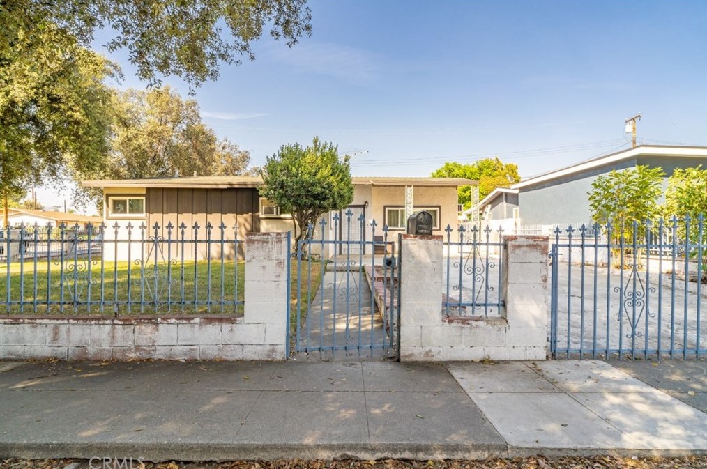 1105 Dalton Ct, Pomona, CA 91767-4224