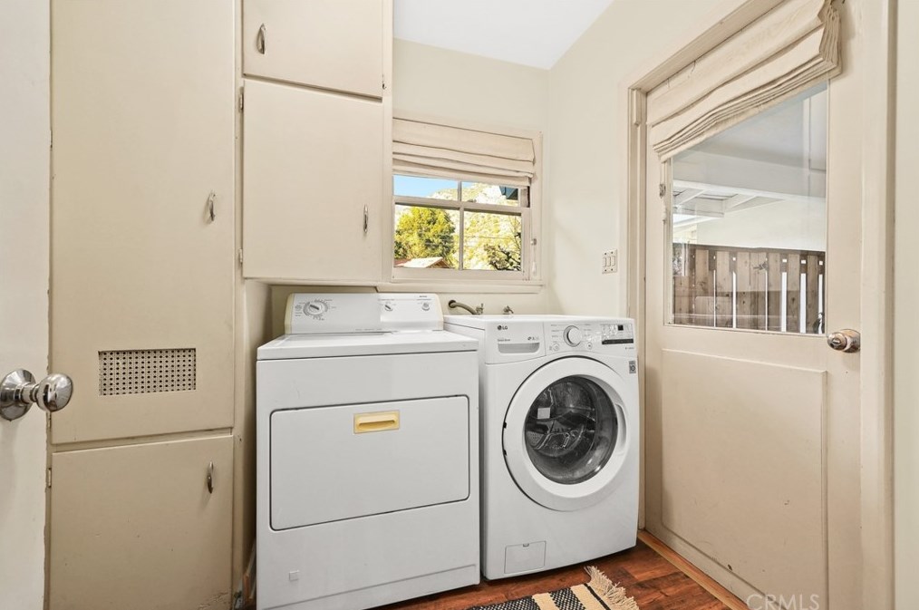 2222 Mendocino Ln, Altadena CA  91001-2816 exterior