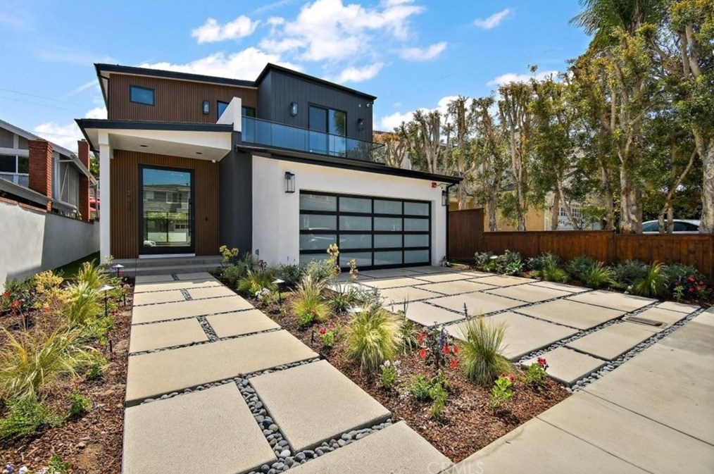 3408 Maple Ave, Manhattan Beach, CA 90266