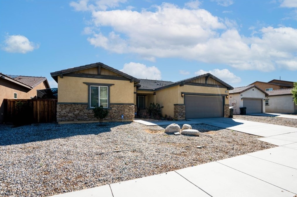 14259 Sun Valley St, El Mirage, CA 92301