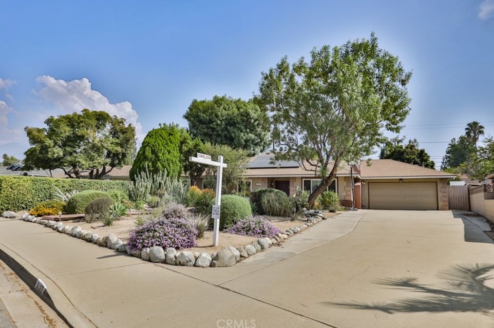 3122 Dawnview Ave, Pomona, CA 91767-1002