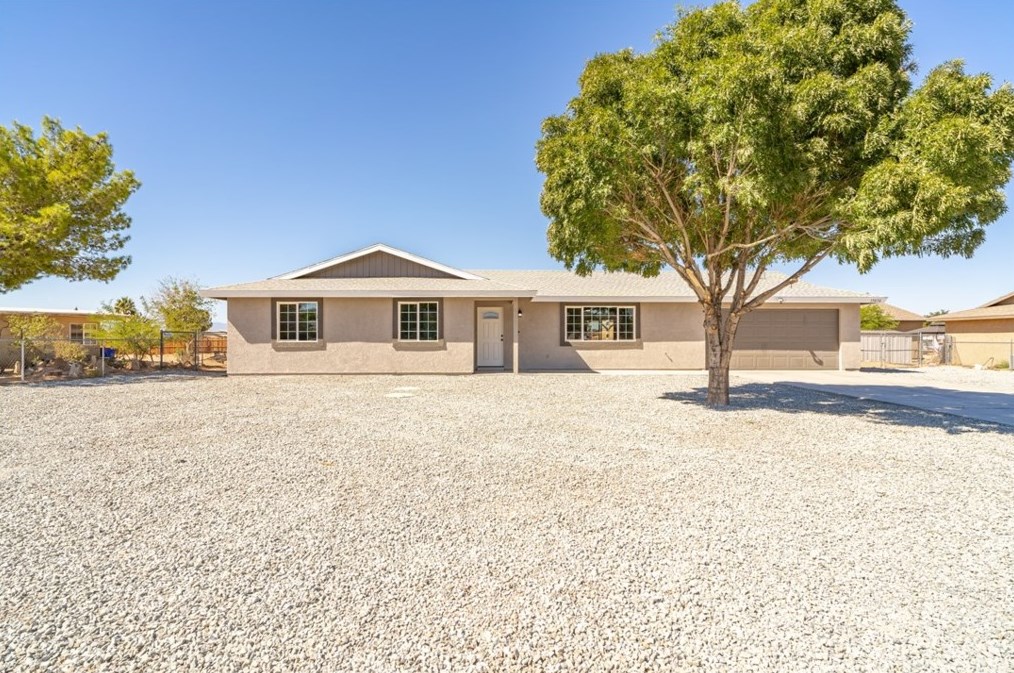 15056 Nanticoke Rd, Apple Valley, CA 92307-3750