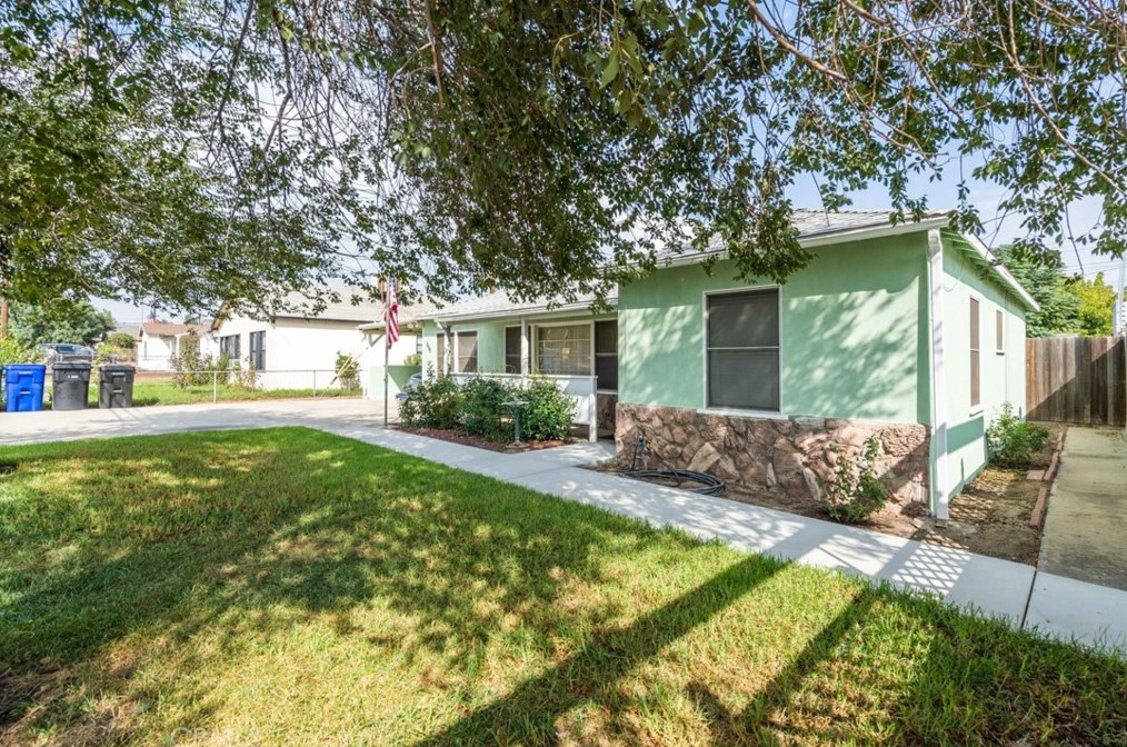 7777 Alder Ave, Fontana, CA 92336-2729