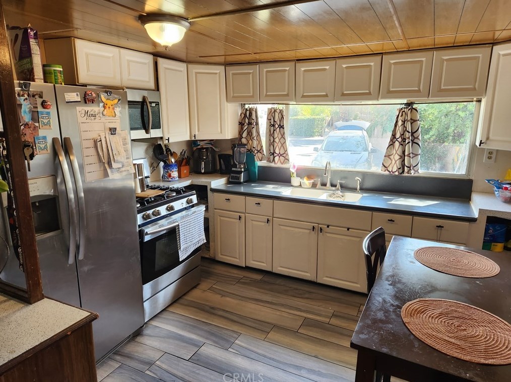 1020 Mountain #11, Monrovia, CA 91016