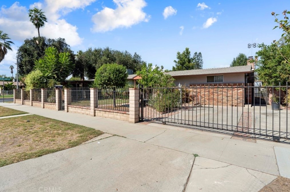 5463 Walter St, Riverside, CA 92504