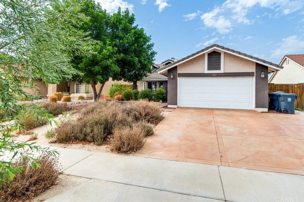 1547 Hanford St, Redlands, CA 92374-2697