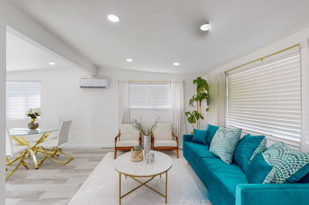 6585 Rose Ellen Ave, Twntynine Plm, CA 92277-3013