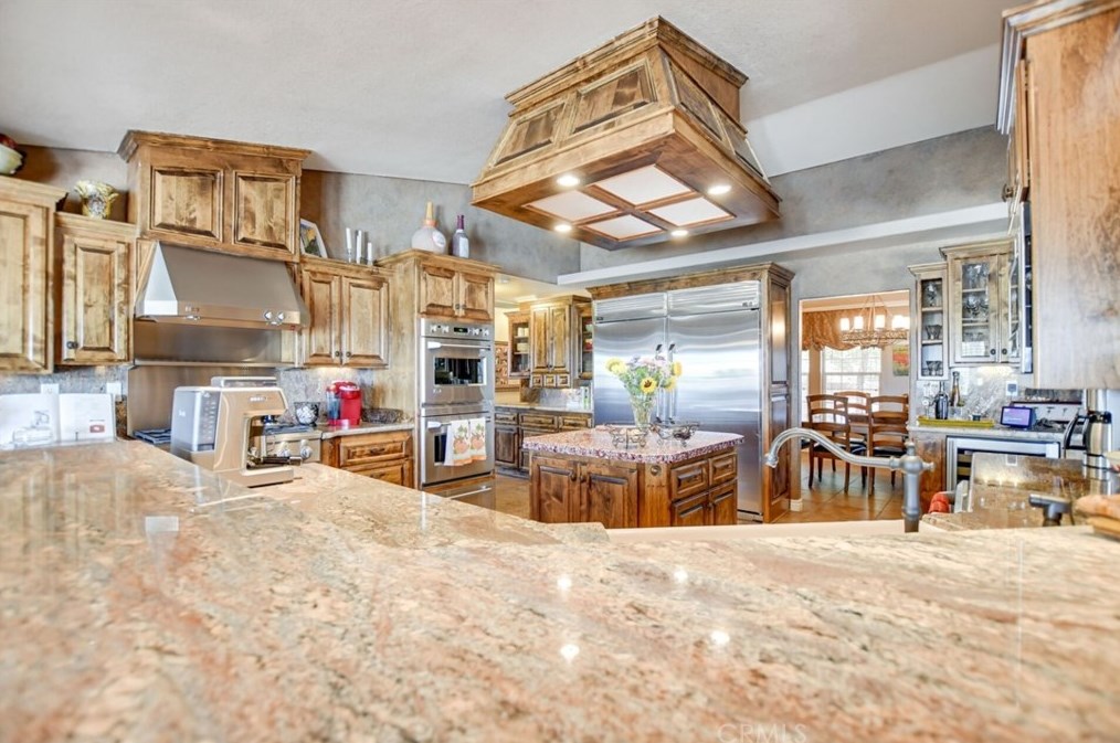 12814 Covey Ct, Apple Valley, CA 92308-5021
