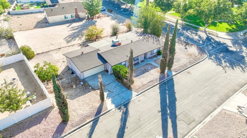 26763 Cumberland Ln, Helendale, CA 92342