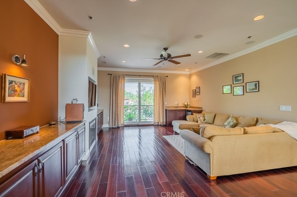 820 Deep Springs Dr, Claremont CA  91711-1402 exterior