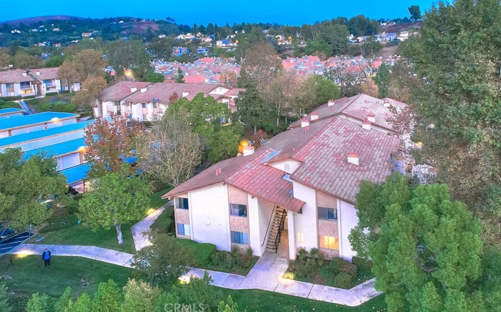 901 Golden Springs Dr, Pomona CA  91765-1181 exterior