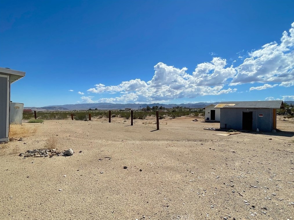 61777 Aberdeen Dr, Joshua Tree, CA 92252