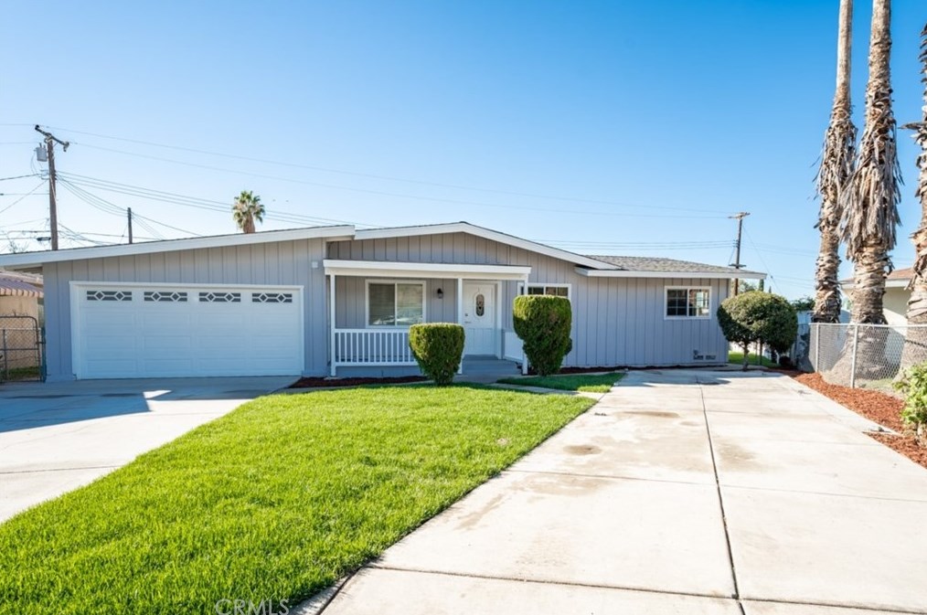 26419 Millar St, Highland, CA 92346-2324