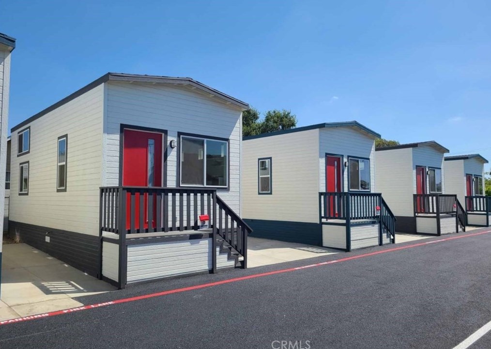 313 W 1st Street #d, La Habra, CA 90631