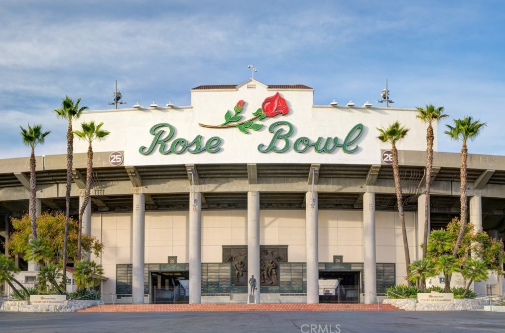 355 Los Robles Ave, Pasadena CA 91101-3228 exterior