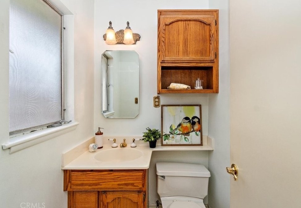 15015 Crestoak Dr, La Mirada CA  90638-4547 exterior