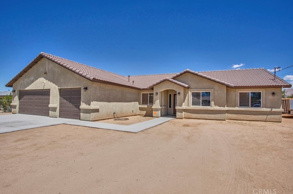 9533 Carrissa Ave, Hesperia, CA 92345-5516